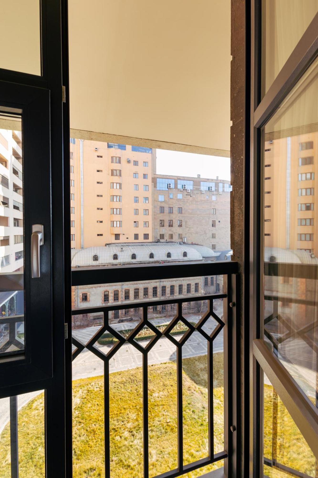 Residence Koghbatsi 16 Erevan Exterior foto